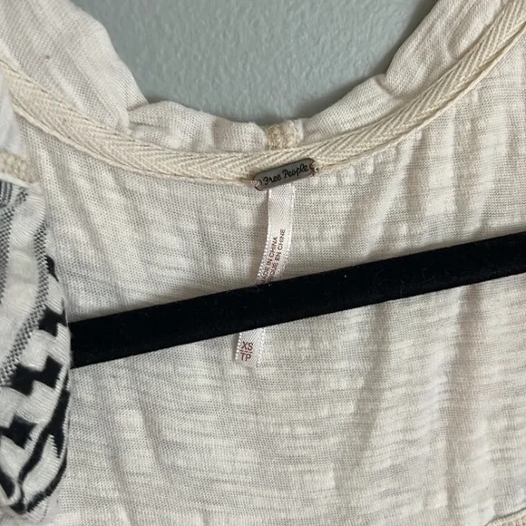 Free Women’s Hooded Robe - Size XS - Picture 4 of 7